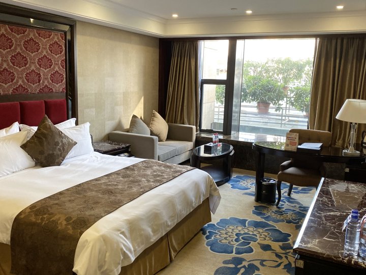 深圳鸿丰国际大酒店(南山)