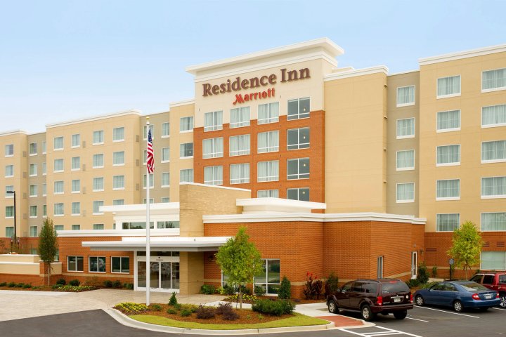 亚特兰大东北/德卢斯糖面包山居家酒店(Residence Inn Atlanta NE/Duluth Sugarloaf)