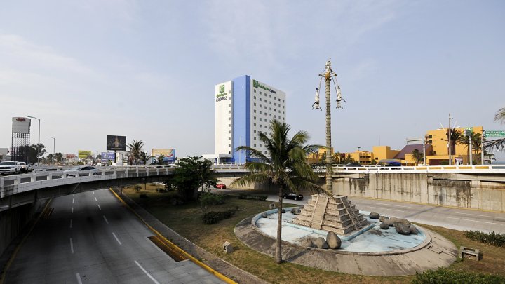 韦拉克鲁斯博卡德尔里奥智选假日酒店(Holiday Inn Express Veracruz Boca del Rio, an IHG Hotel)