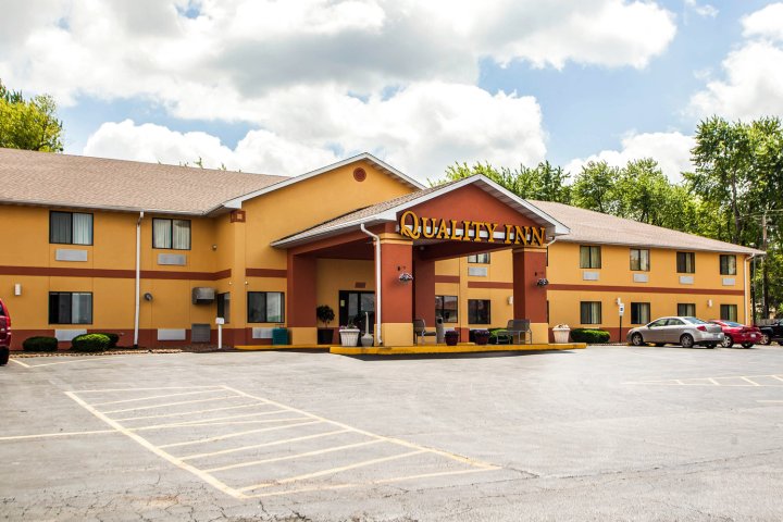 奥法伦 I-64 凯艺酒店(Quality Inn O'Fallon I-64)