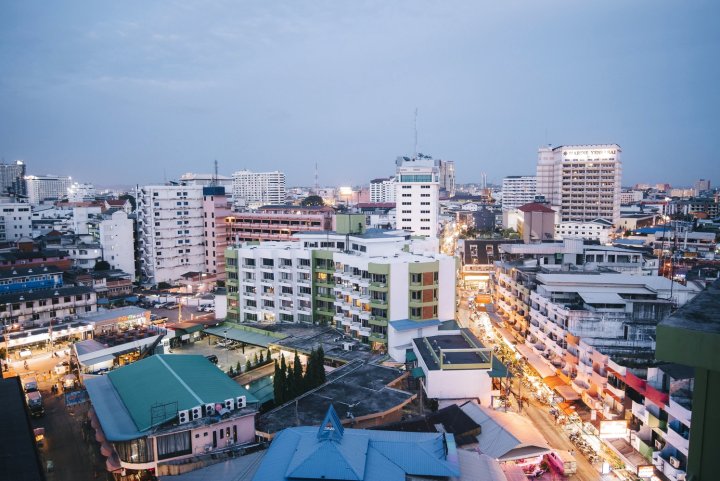 芭达雅海军广场酒店(Marine Plaza Hotel Pattaya)