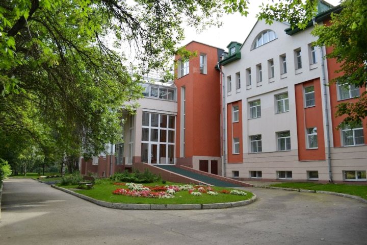 克里斯托弗斯基公园酒店(Hotel Park Krestovskiy)