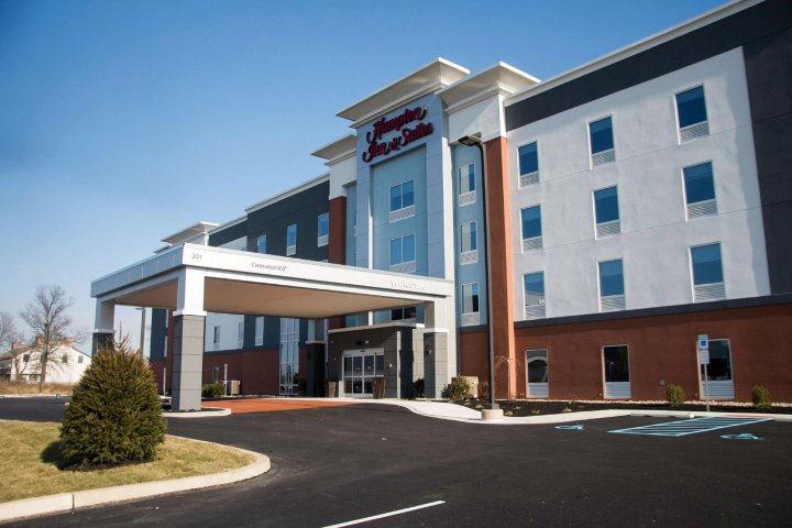 沃灵顿霍舍姆希尔顿欢朋套房酒店(Hampton Inn & Suites Warrington Horsham)