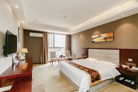 青神爱尚摩登假日酒店