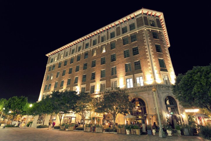 卡尔弗酒店(The Culver Hotel)