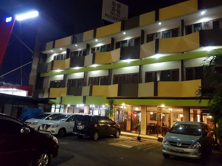 努桑塔拉因达回教酒店(Hotel Nusantara Indah Syariah)