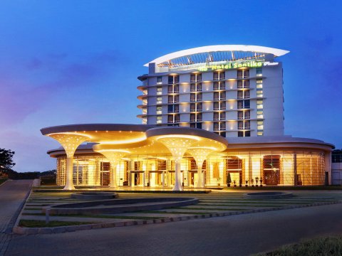 贝克西普瑞米尔城市希望迷人珊迪卡酒店&度假村(Hotel Santika Premiere Kota Harapan Indah Bekasi)