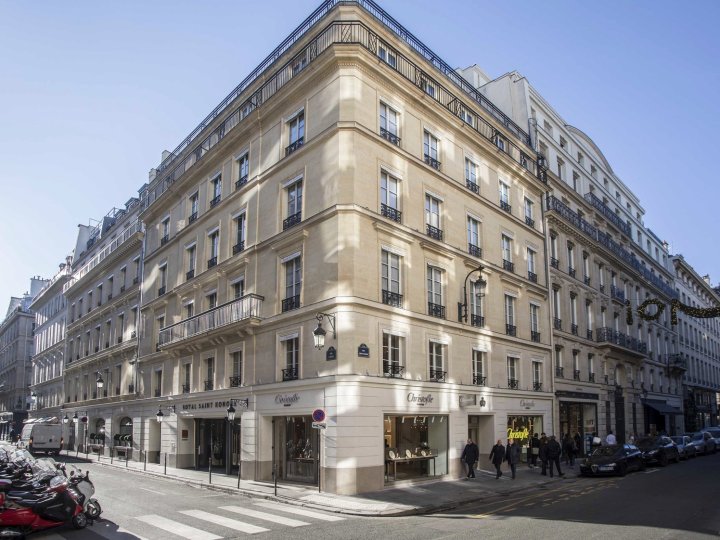 巴黎罗浮宫皇家圣奥诺雷酒店 - 雅高酒店集团(Hotel Royal Saint Honore Paris Louvre)