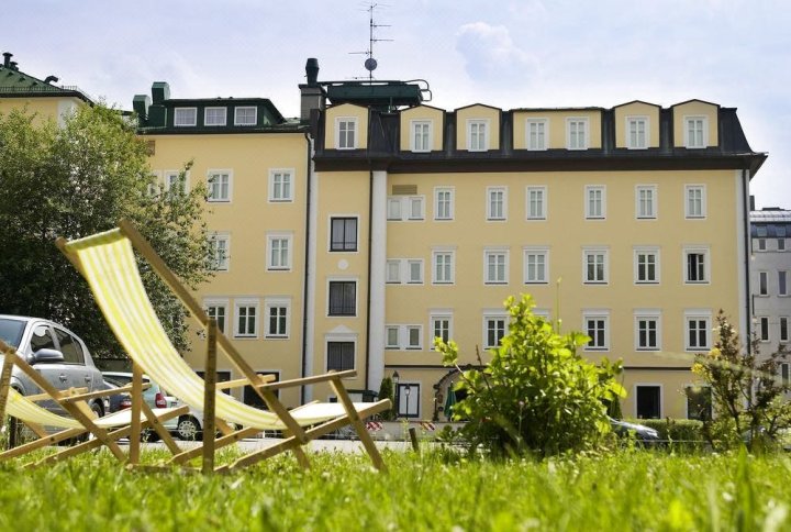 萨尔茨堡祖姆赫斯辰 ACHAT 酒店(Achat Hotel Salzburg Zum Hirschen)