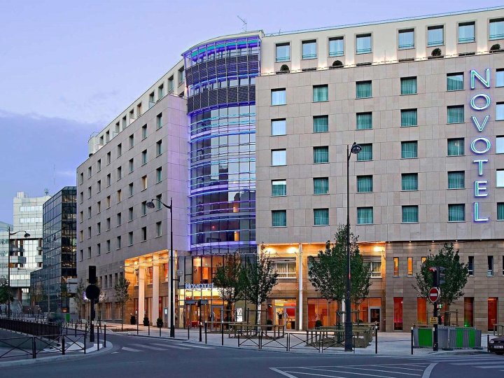 巴黎中心蒙帕纳斯火车站诺富特酒店(Novotel Paris Centre Gare Montparnasse)