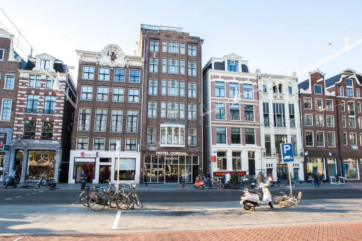 阿姆斯特丹热忱欧佐酒店(OZO Hotels Cordial Amsterdam)