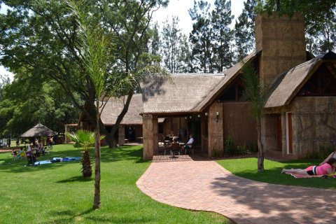 奥里翻特兹河滨旅馆(Olifants River Lodge by Dream Resorts)