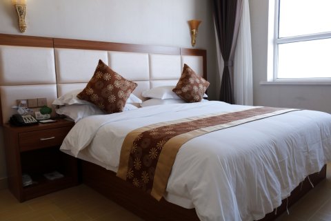 西乌旗浩辰皇朝宾馆