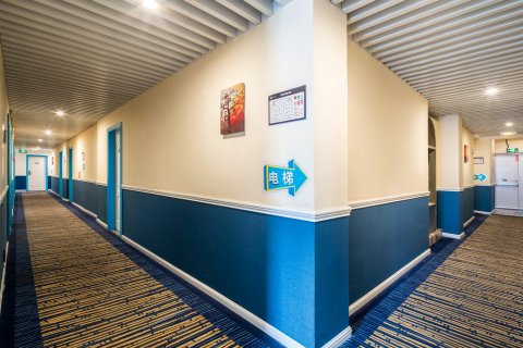 几米酒店(德阳文庙广场洋洋百货店)