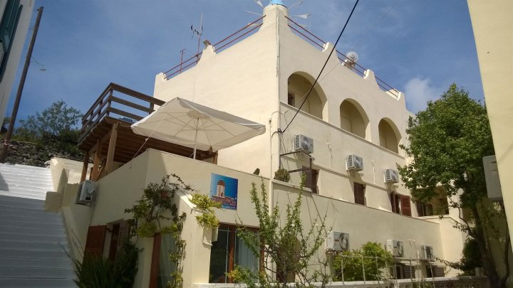 阿尼莫米洛斯别墅酒店(Anemomilos Villa)