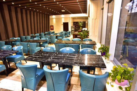 速8精选酒店(乌鲁木齐天山国际机场店)