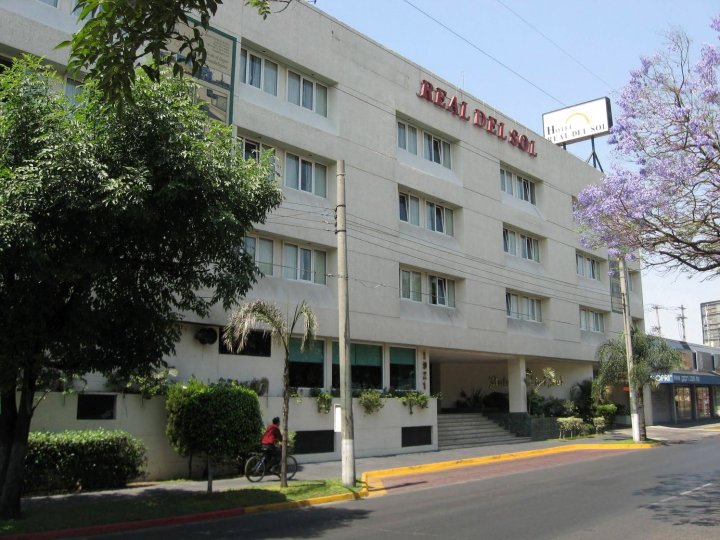 皇家太阳酒店(Real Del Sol - Zona Expo e Industrial)