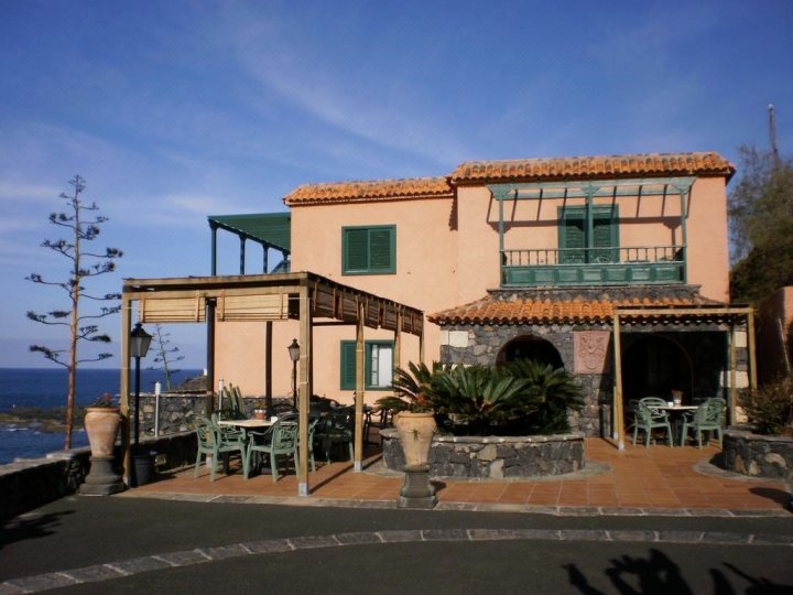 哥斯达萨拉达乡村酒店(Hotel Rural Costa Salada)