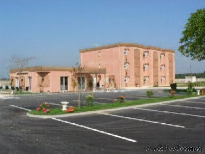 畅快酒店(Hotel Au Sans Souci)