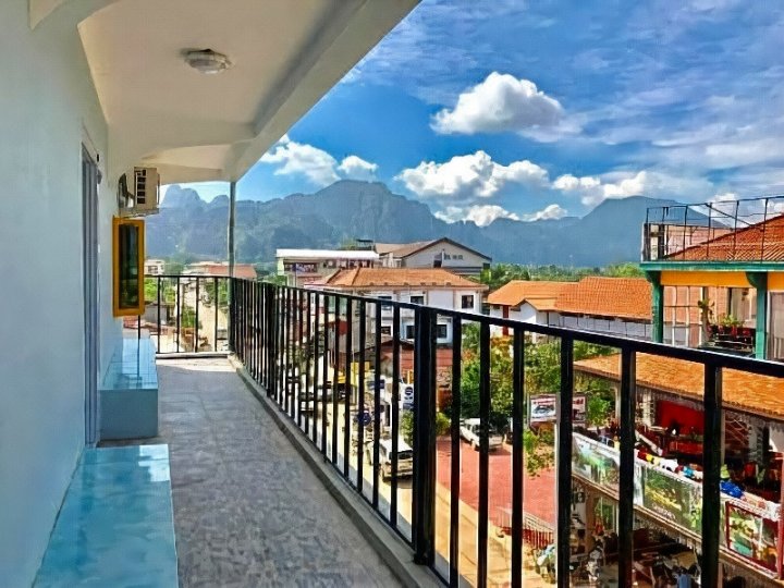万荣自由景观 - 青年旅舍(Vang Vieng Freedom View Hostel)