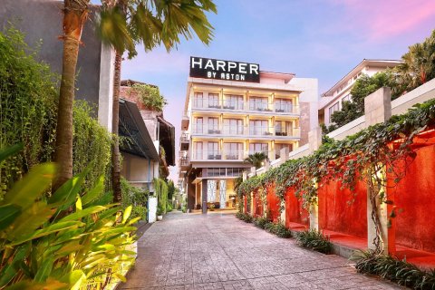 库塔哈珀酒店 - 阿斯顿酒店 - CHSE 认证(Harper Kuta Hotel by Aston)