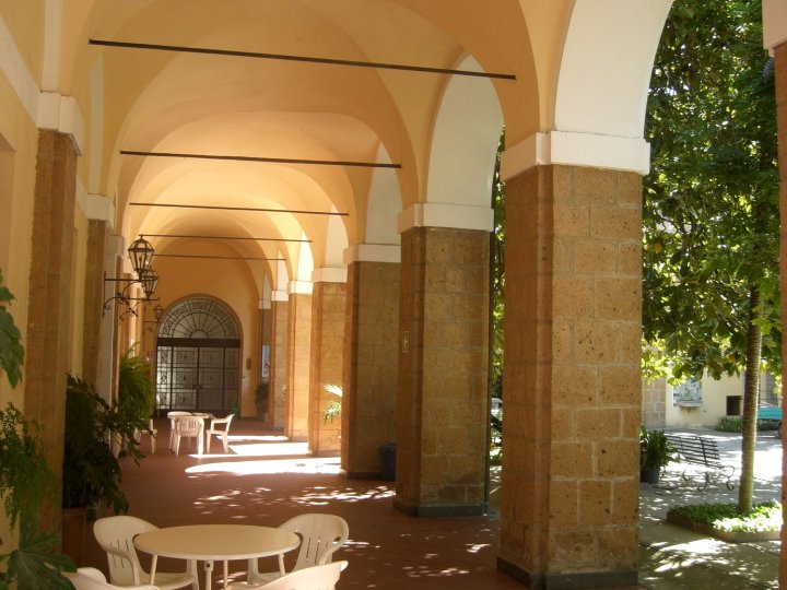 圣洛多维科研究院酒店(Istituto S. Lodovico)