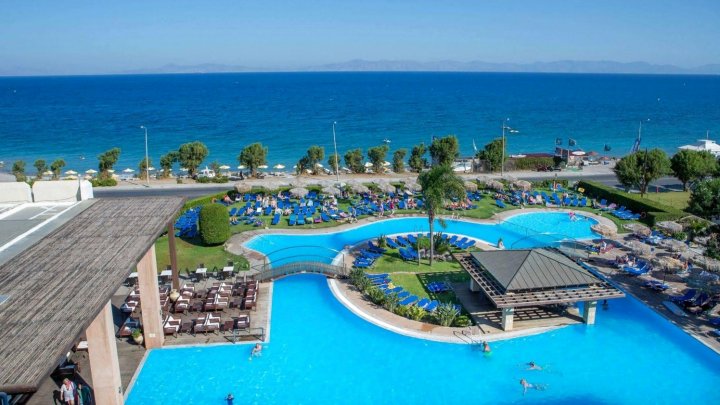 海洋酒店(Oceanis Beach Hotel)