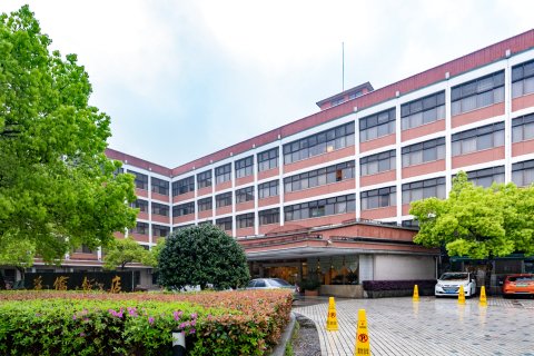 杭州华侨饭店(西湖音乐喷泉店)