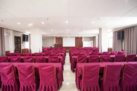 格林豪泰(阜南淮河东路店)