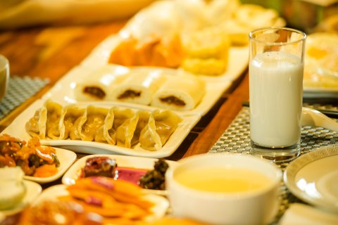 九如山红颜容木桶酒店