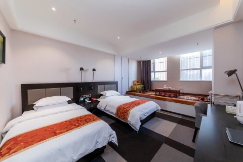 伊宁五洲艺术酒店(六星街景区店)