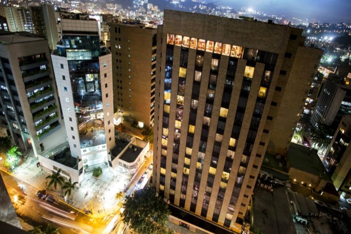 加拉加斯阿拉丁酒店 - 只招待夫妻情侶入住(The Hotel Caracas)