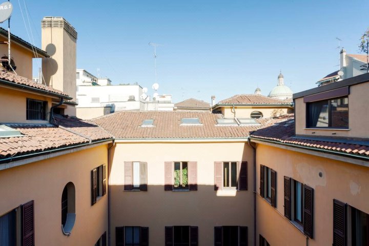 米兰风景 - 大教堂广场公寓(Milano Has a View - Duomo Square)