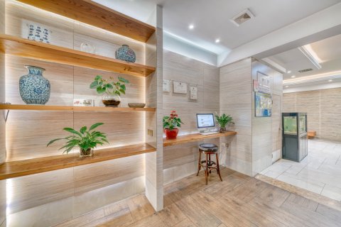 丽睿酒店(湖州爱山广场衣裳街店)