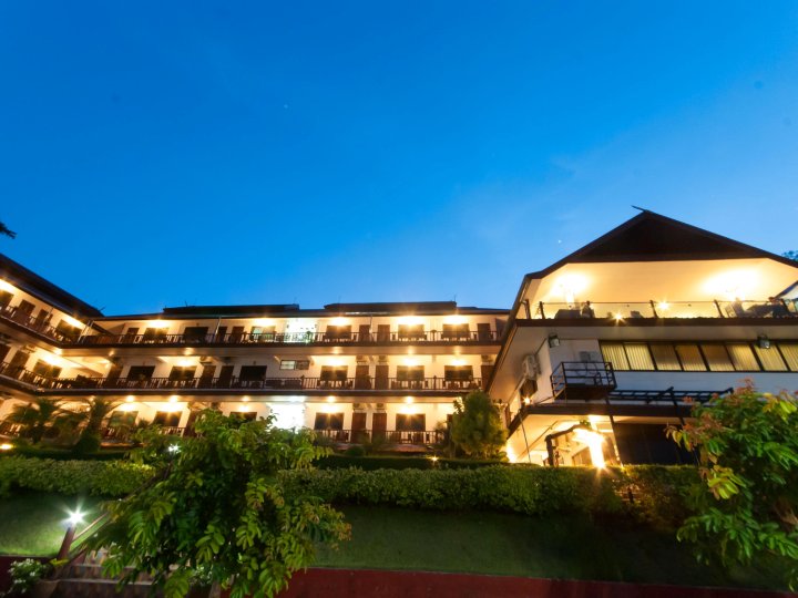 湄公河滨酒店(Namkhong Riverside)