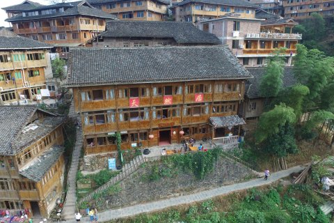 龙脊梯田天然居客栈