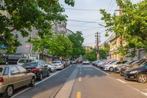 奕家主题宾馆(青岛栈桥火车站店)