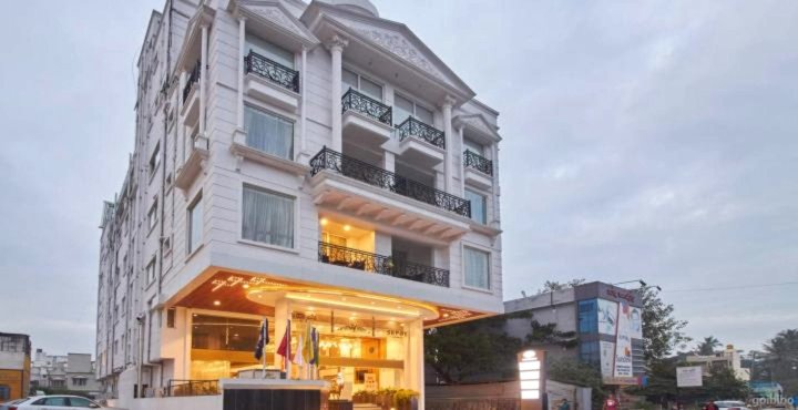 瑟珀伊格兰德酒店(Sepoy Grande by Yuvraj Group of Hotels)