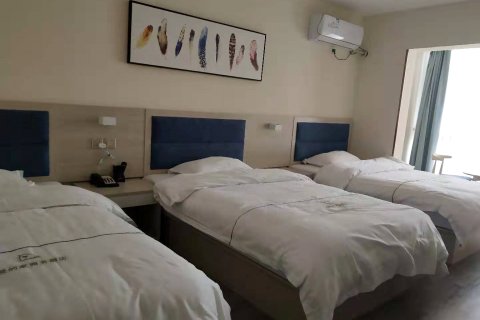 东阿爱的家商务酒店