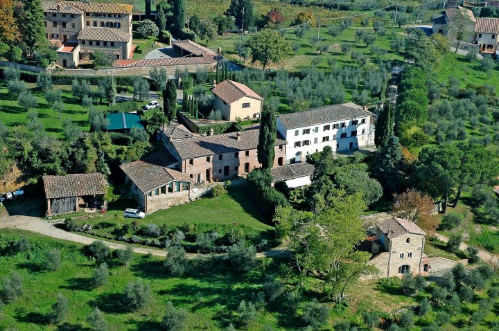卡瑟隆格别墅(Villa Caselunghe)