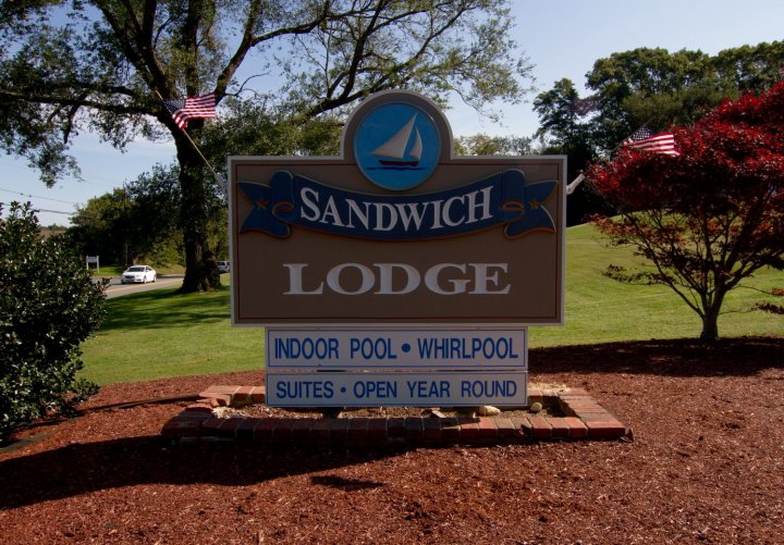 桑德维奇别墅度假酒店(Sandwich Lodge & Resort)