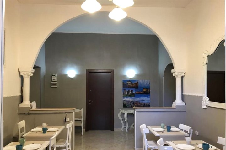 那不勒斯短租青年旅舍(Napoli Short Hostel)