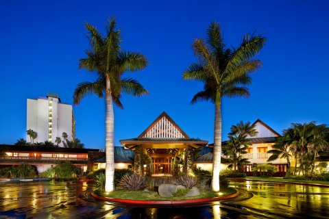 卡塔马兰Spa度假酒店(Catamaran Resort Hotel and Spa)