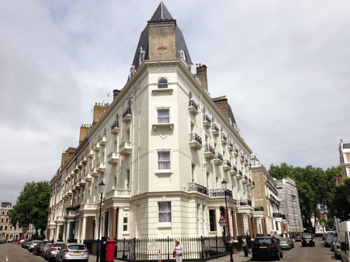 Belvedere House (Gloucester Road)