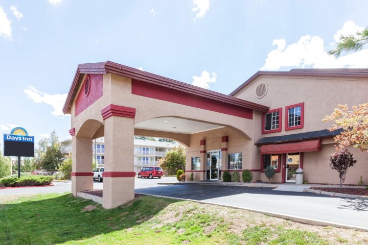 费拉格尔斯塔夫戴斯酒店(Days Inn by Wyndham Flagstaff I-40)