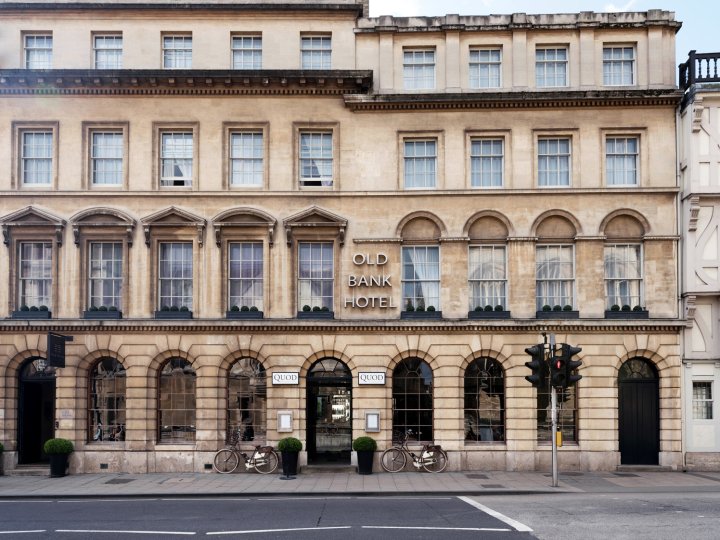 老银行酒店(The Old Bank)