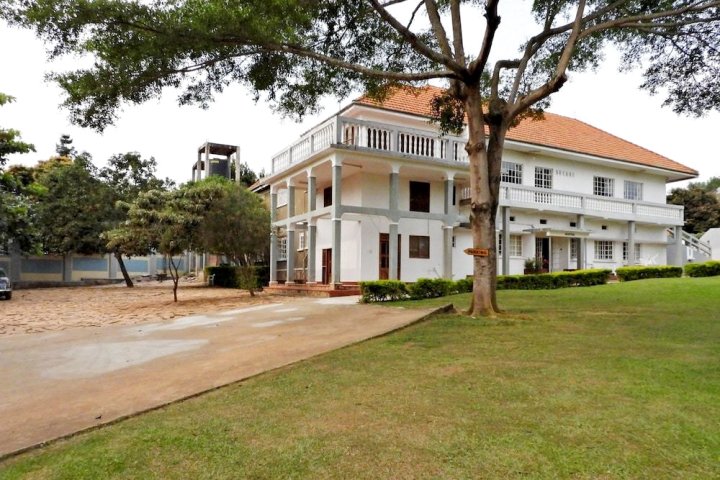 恩德培斯凯威酒店(Skyway Hotel Entebbe)