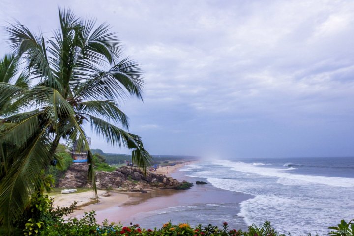 索马马纳尔提拉姆阿育吠陀海滩酒店(Soma Manaltheeram Ayurveda BeachVillage)