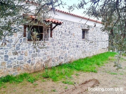 3 Bedrooms House at Politika 400 m Away from The Beach with Furnished Terrace