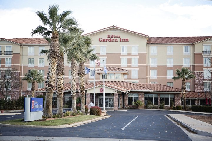 圣乔治希尔顿花园酒店(Hilton Garden Inn St. George)